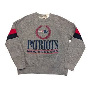 NWT New England Patriots Tailgate Gray Sweatshirt Women's Medium Navy Red NFL
